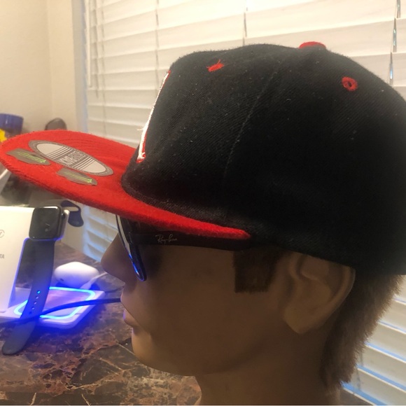 Air Jordan Red Round Brim JordanTrue Hat Snapback Cap Chicago Bulls - Picture 2 of 11